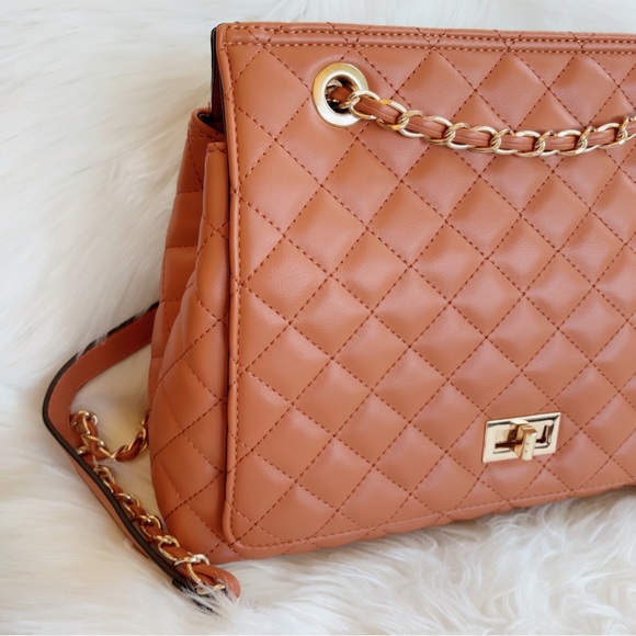 Quilted flap bag shoulder or crossbody honey beige brown gold chain - Picture 2 of 13